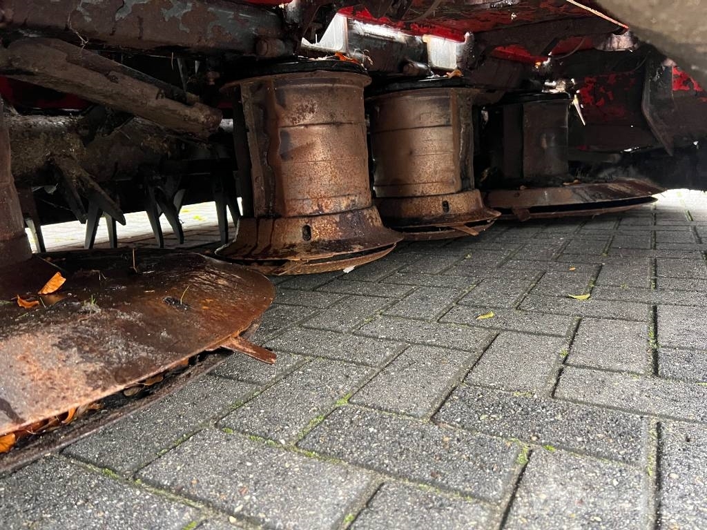 Vicon Solid 631 Žacie stroje