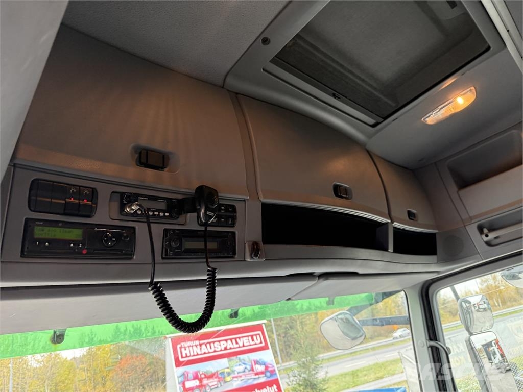 Mercedes-Benz Actros 3251 8X2 Kipper