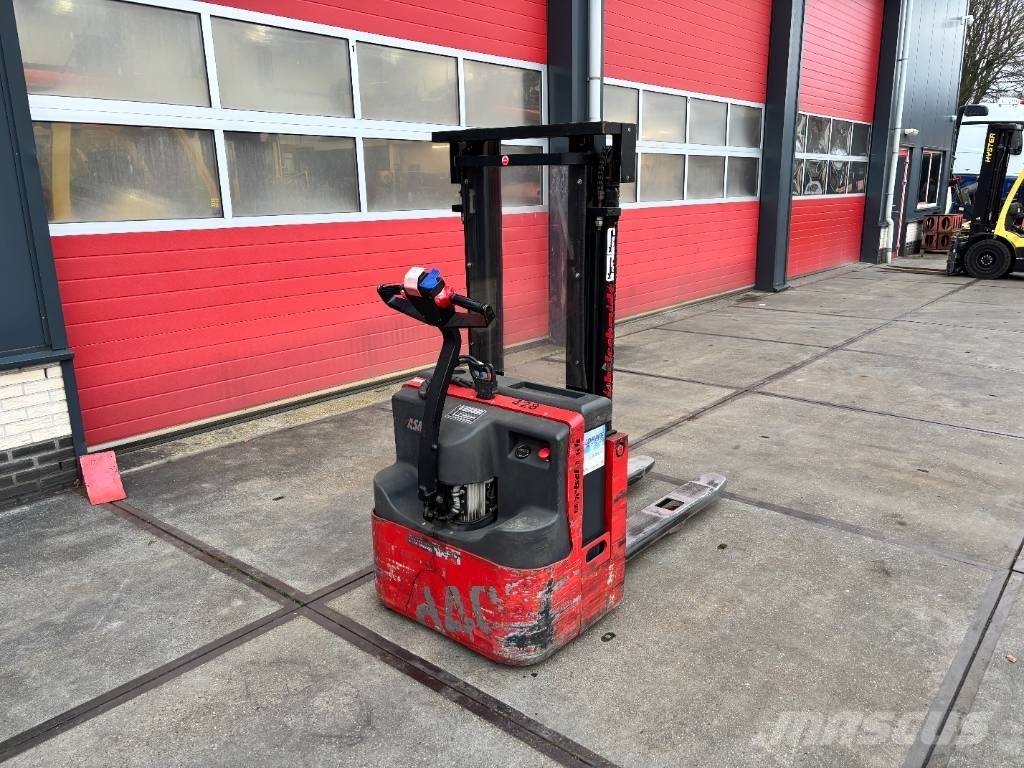 Sichelschmidt D 412 ASM 1250 kg stapelaar Stapelaar meeloop