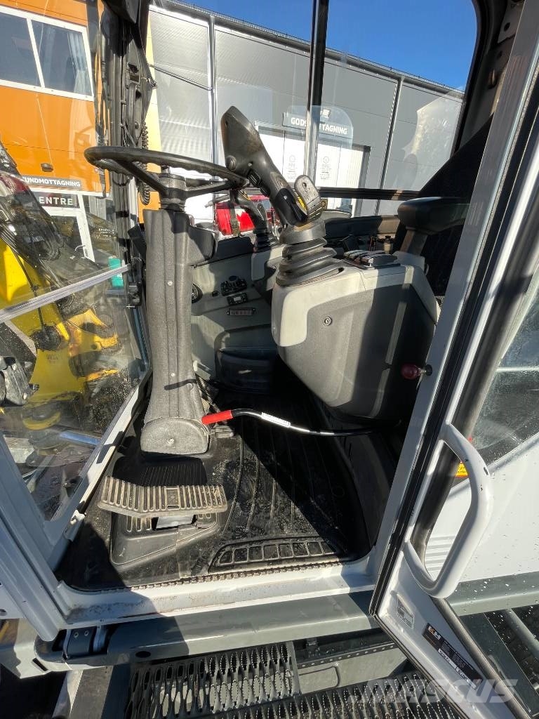 Wacker Neuson EW100 Bageri na kotačima