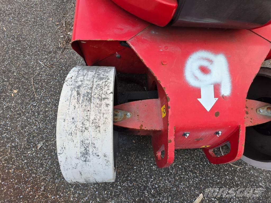 Manitou 120 AET JC Piattaforme a braccio articolato