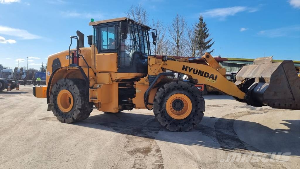 Hyundai HL960 HI-Tip لوادر بعجل