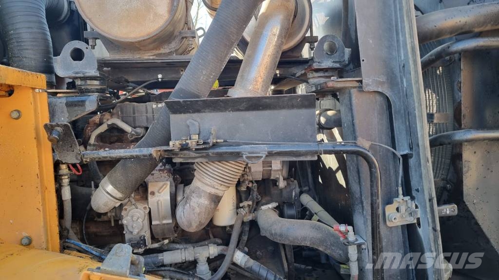 Hyundai HL960 HI-Tip لوادر بعجل