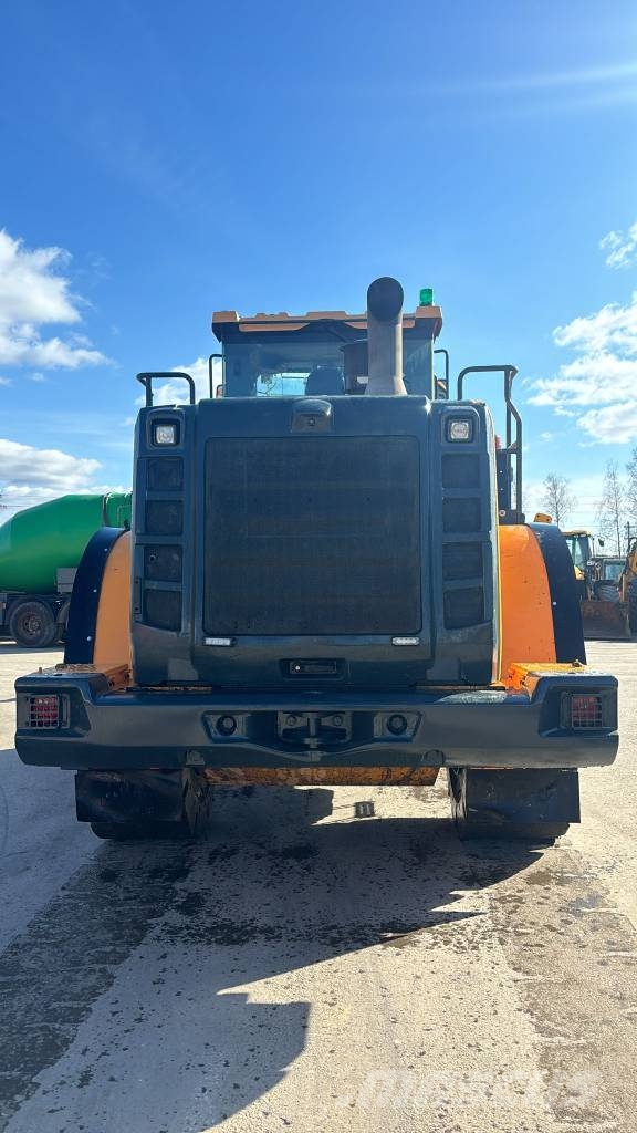 Hyundai HL960 HI-Tip لوادر بعجل