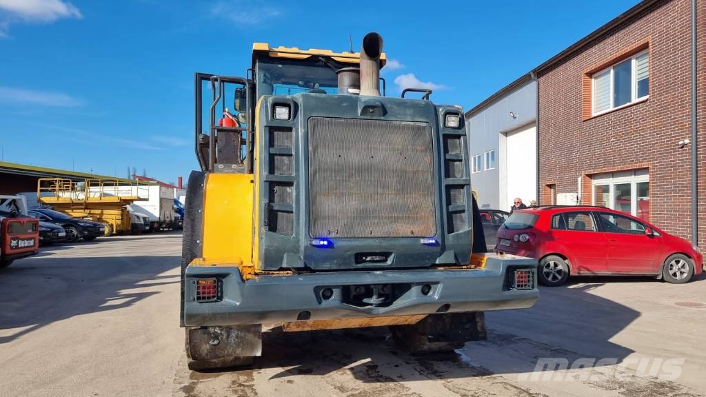 Hyundai HL960 HI-Tip لوادر بعجل