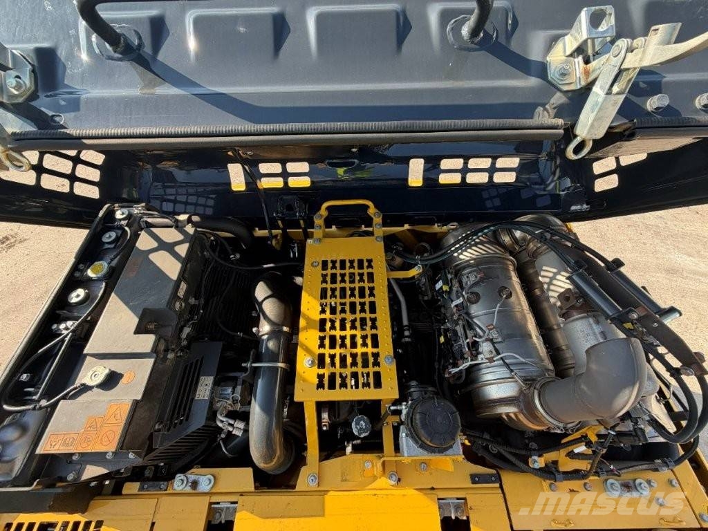 Komatsu PC 360 LC-11 Гусеничні екскаватори