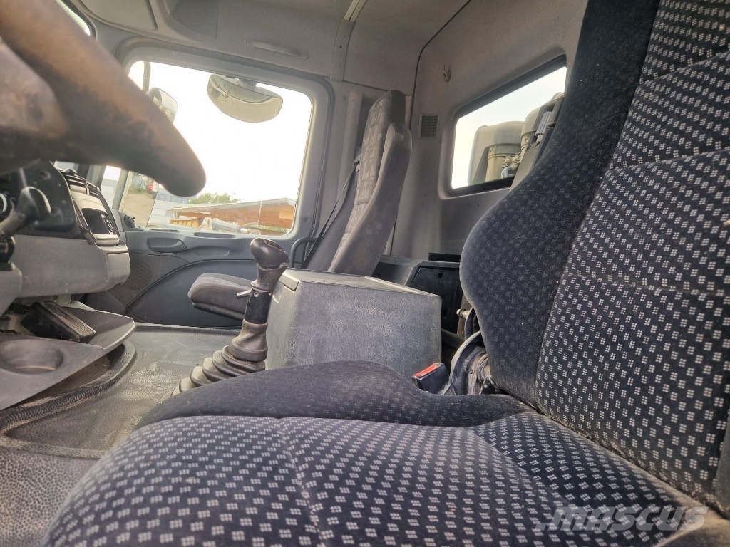 Mercedes-Benz Actros 3244 شاحنات قلابة
