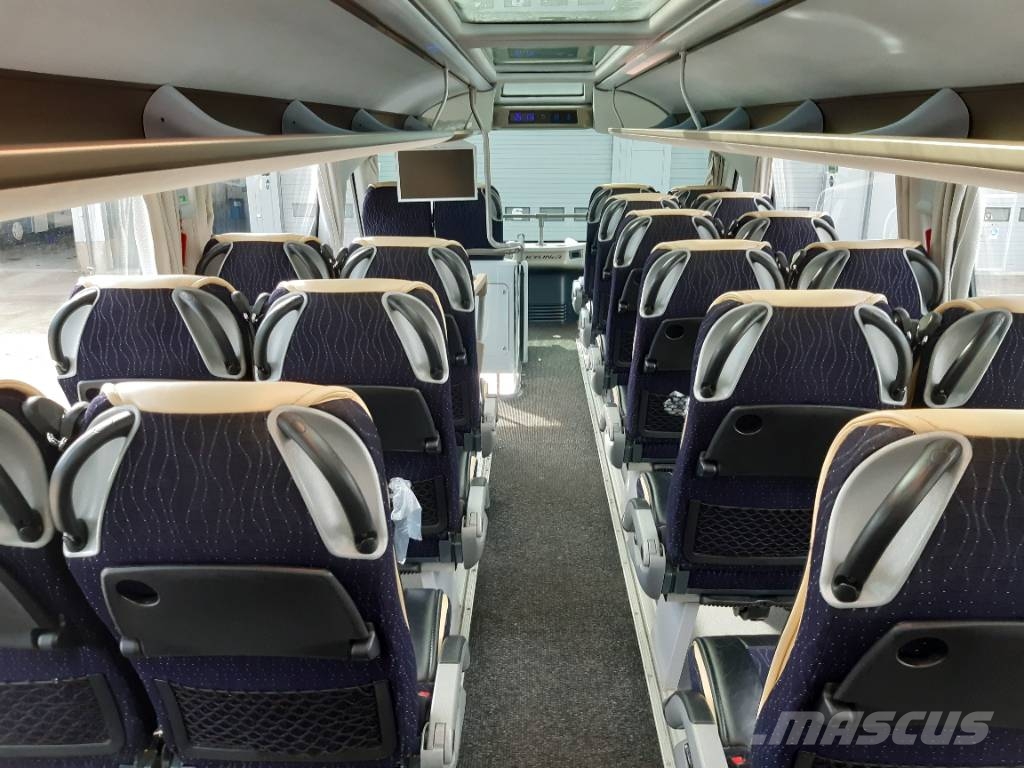 Neoplan Skyliner L ( 2074) 1 bus Dvospratni autobusi