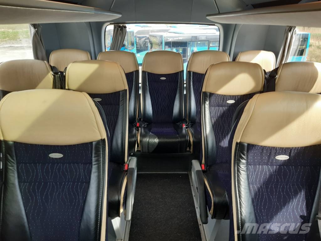 Neoplan Skyliner L ( 2074) 1 bus Dvospratni autobusi