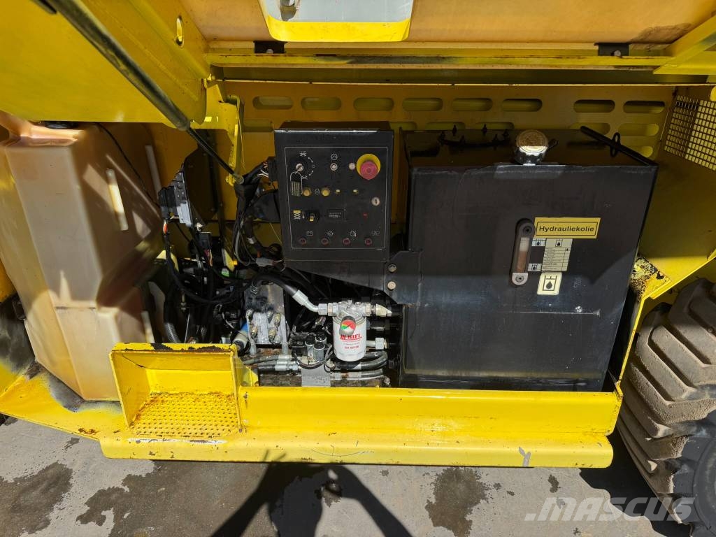 JLG 3394 RT Makazaste platforme