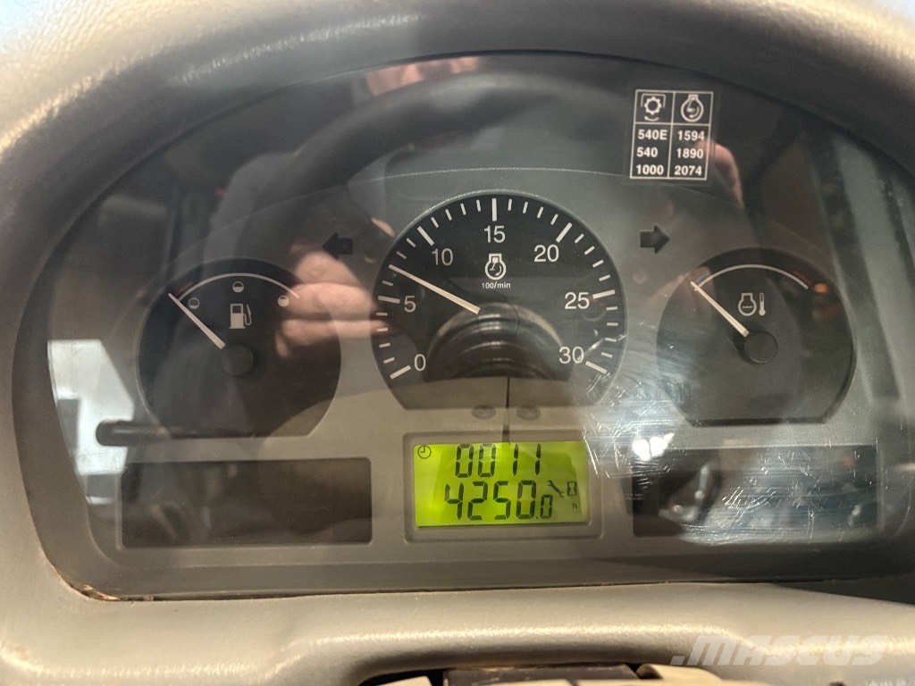 Valtra 900 Autotronic Traktoren