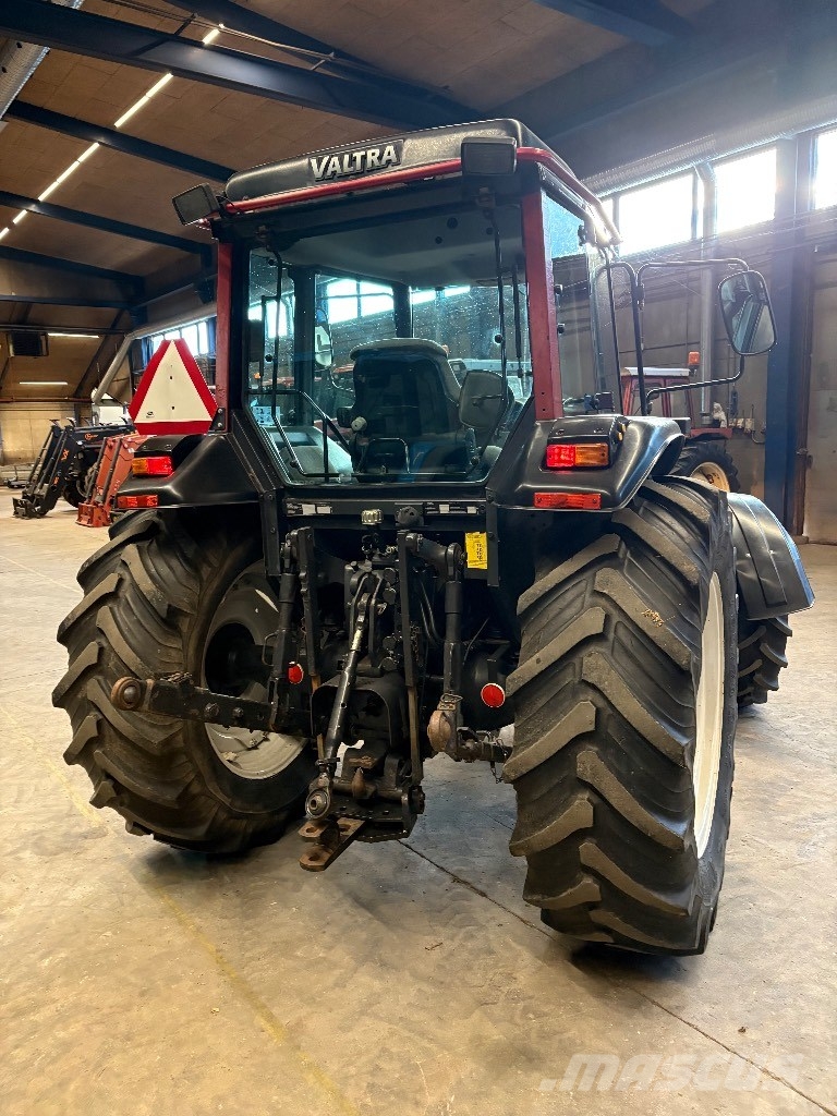 Valtra 900 Autotronic Traktoren