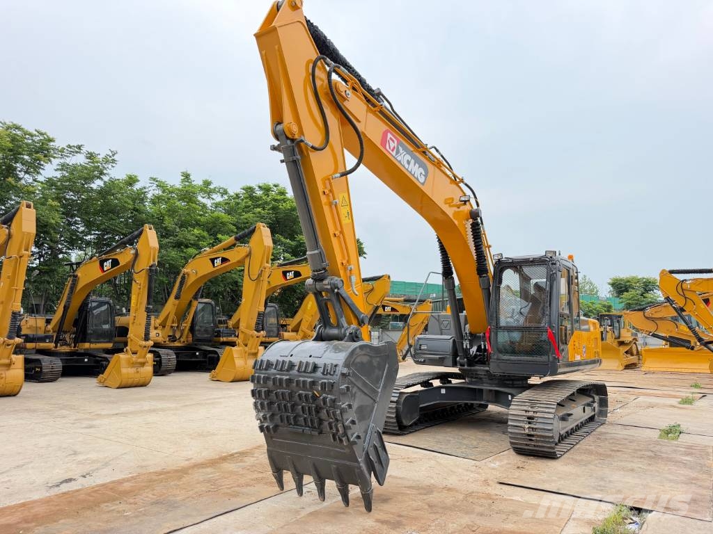 XCMG XE 215 DA 대형 굴삭기 29톤 이상