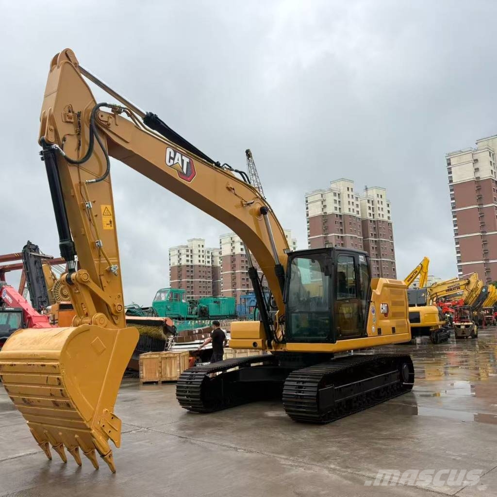 CAT 323 Pásové rýpadlá