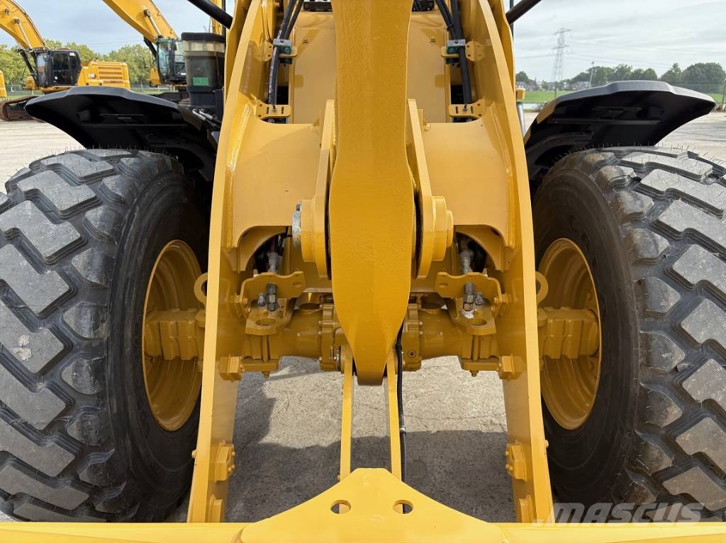 CAT 910 (QC + Palletforks optional) Carregadeiras de rodas