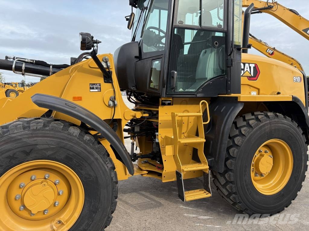CAT 910 (QC + Palletforks optional) Carregadeiras de rodas