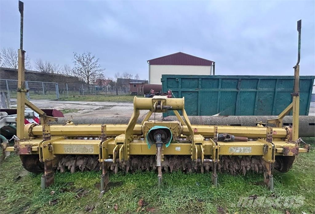 Dutzi KR 4000 ماكينات وملحقات زراعة أخرى