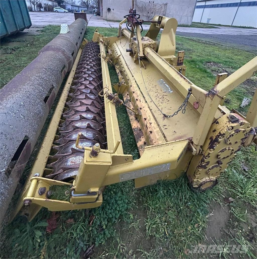 Dutzi KR 4000 ماكينات وملحقات زراعة أخرى