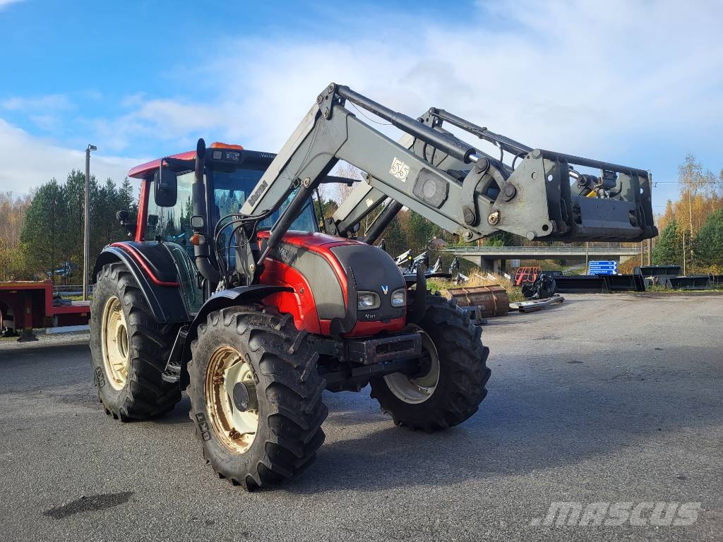 Valtra N 141 Hitech 50km/h Traktori