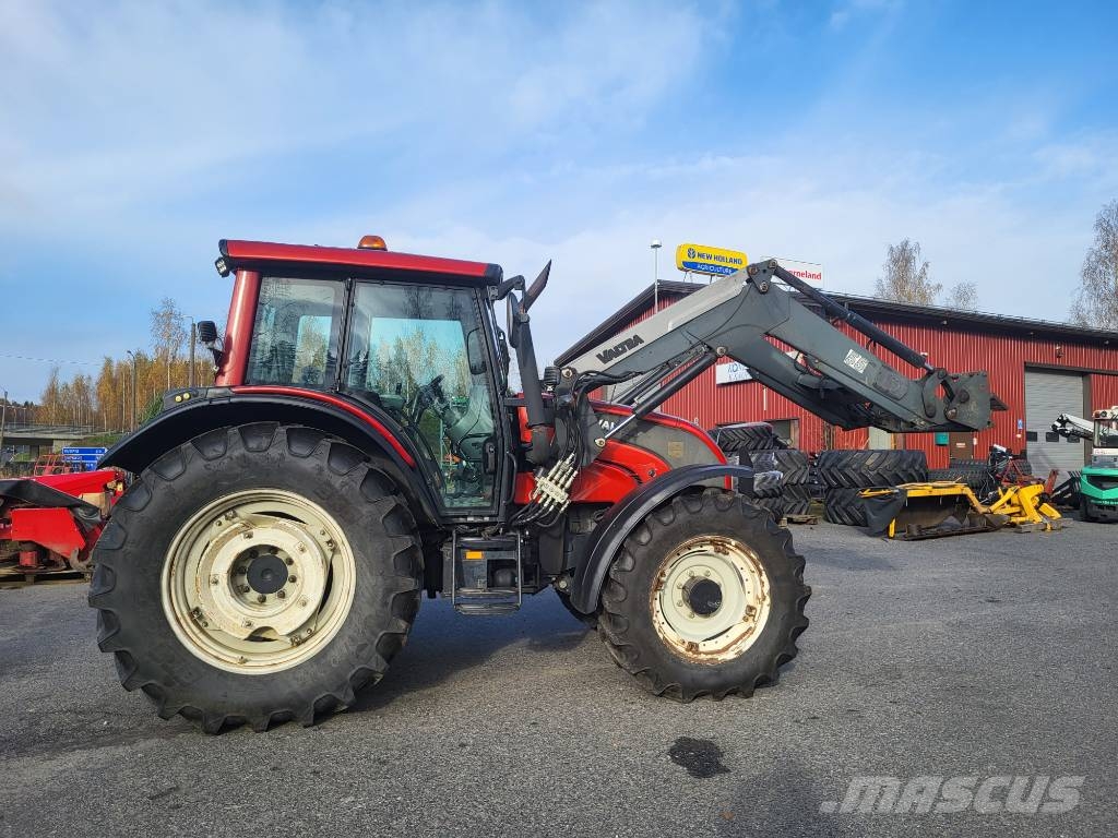 Valtra N 141 Hitech 50km/h Traktori