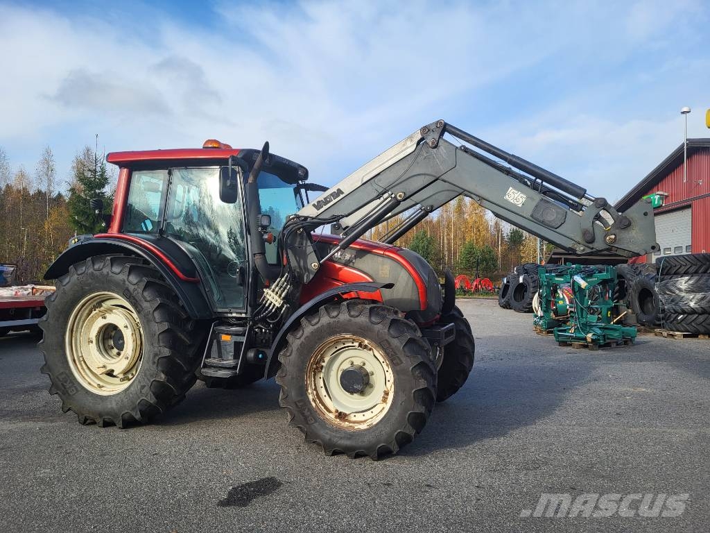 Valtra N 141 Hitech 50km/h Traktori