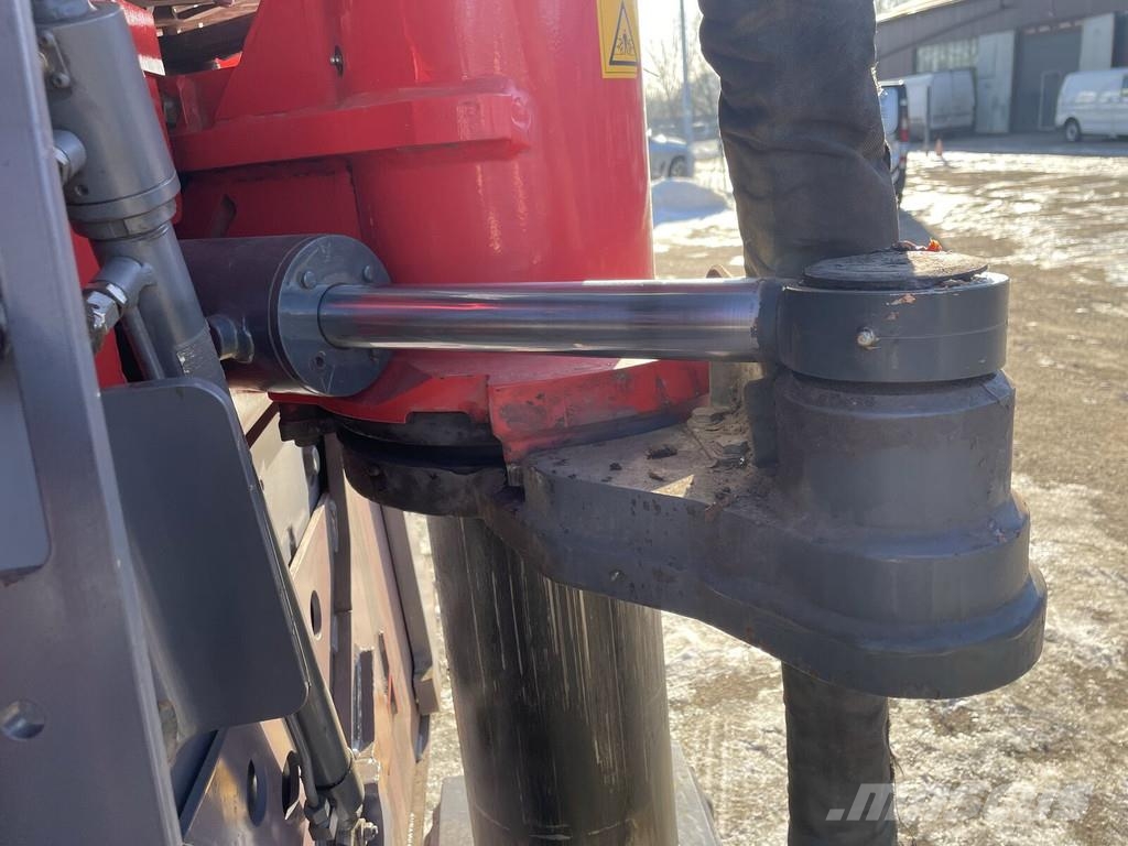 Wirtgen W100CFi Asphalt cold milling machines