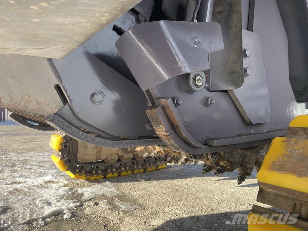 Wirtgen W100CFi Asphalt cold milling machines