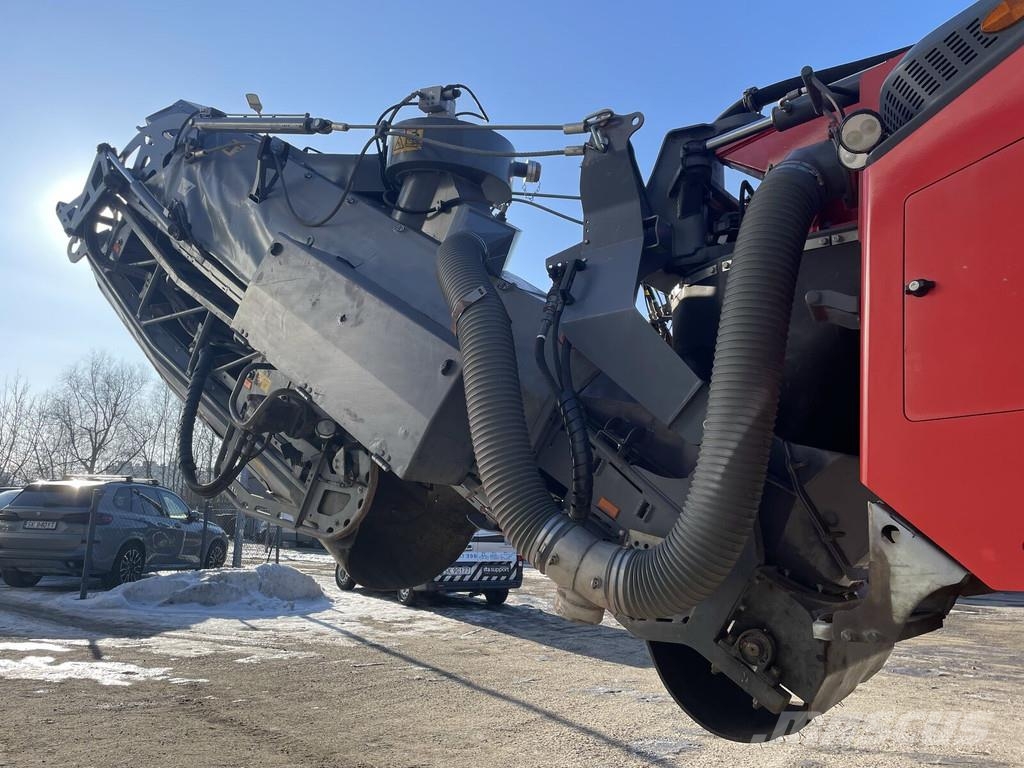 Wirtgen W100CFi Asphalt cold milling machines