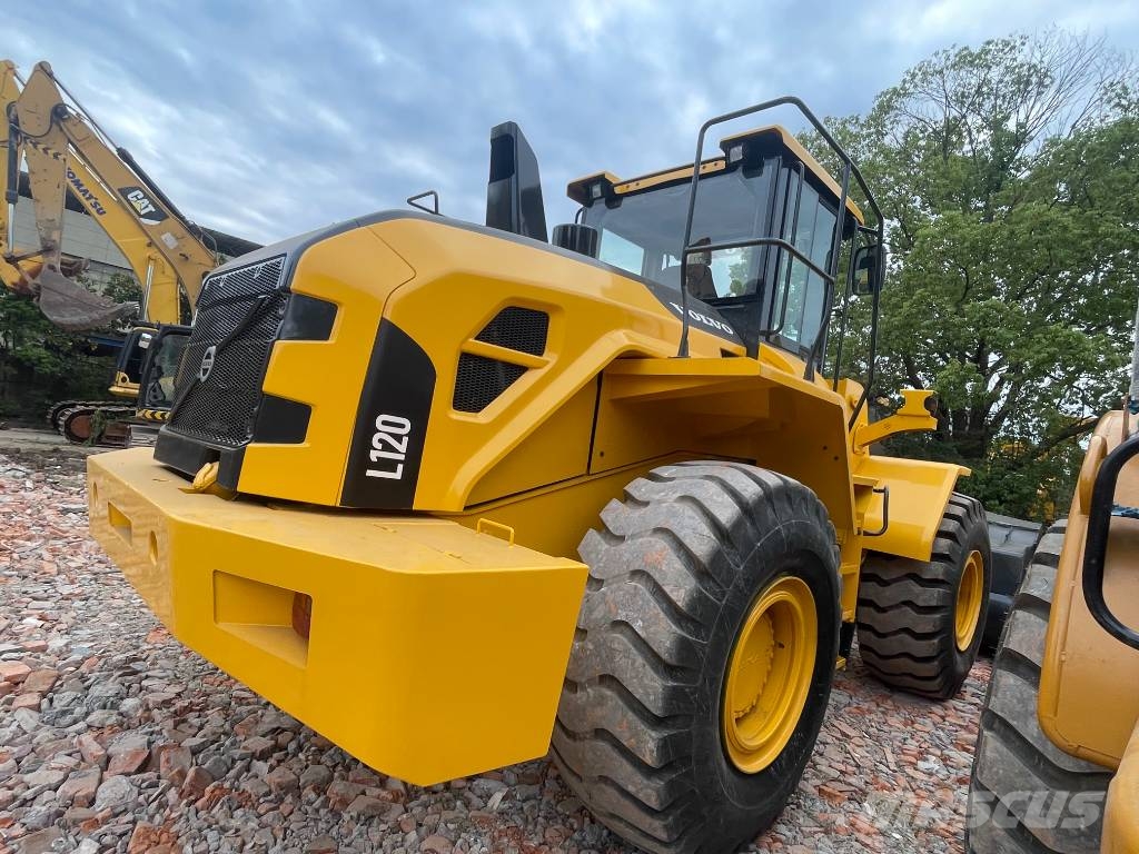 Volvo L 120 Wheel loaders