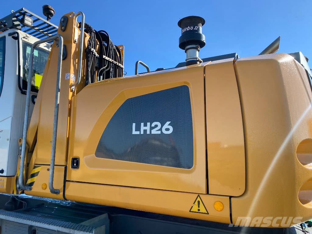 Liebherr LH 26 M Industry-Litronic endommagée Pelle à déchets
