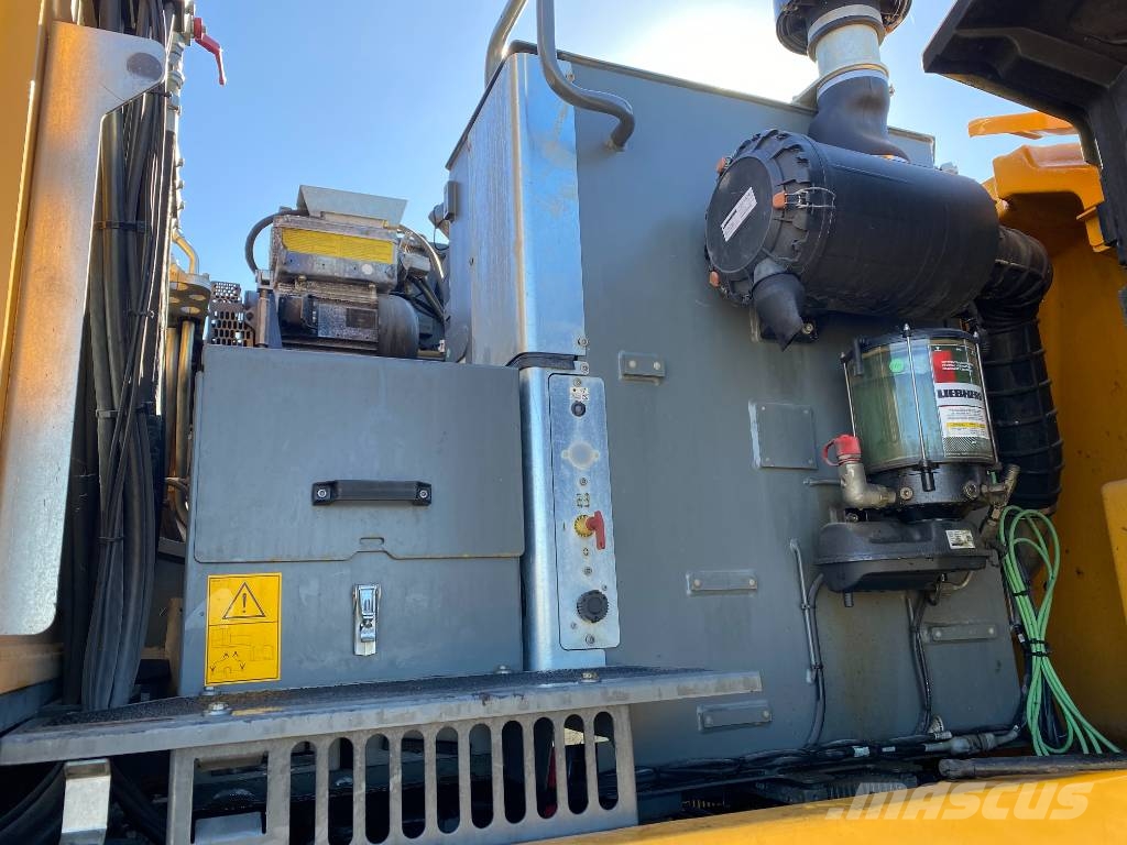 Liebherr LH 26 M Industry-Litronic endommagée Pelle à déchets