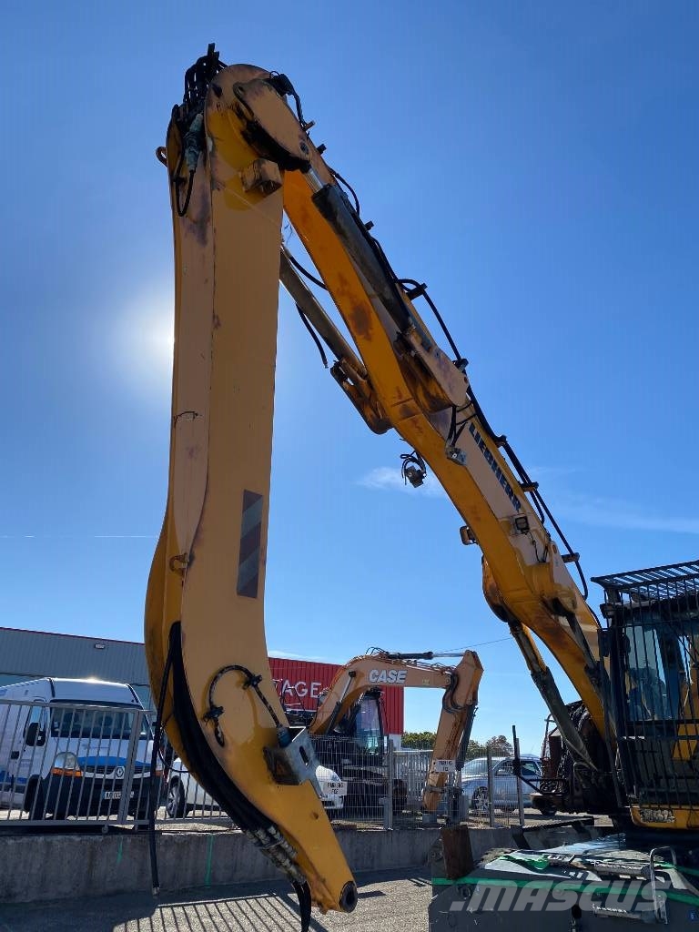 Liebherr LH 26 M Industry-Litronic endommagée Pelle à déchets