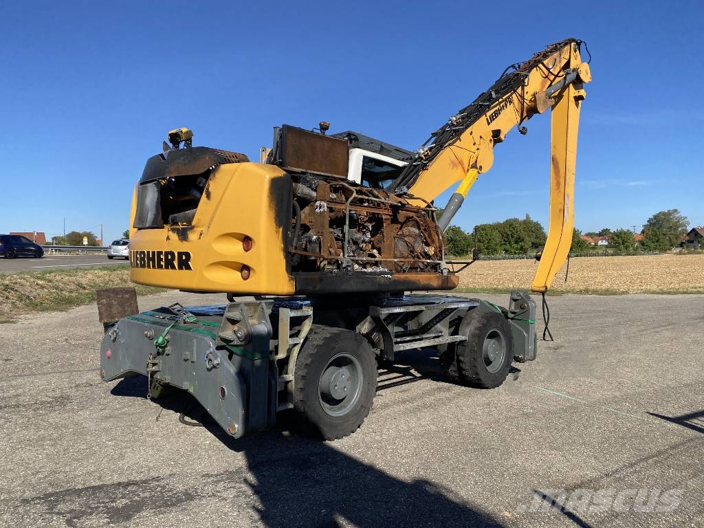 Liebherr LH 26 M Industry-Litronic endommagée Pelle à déchets