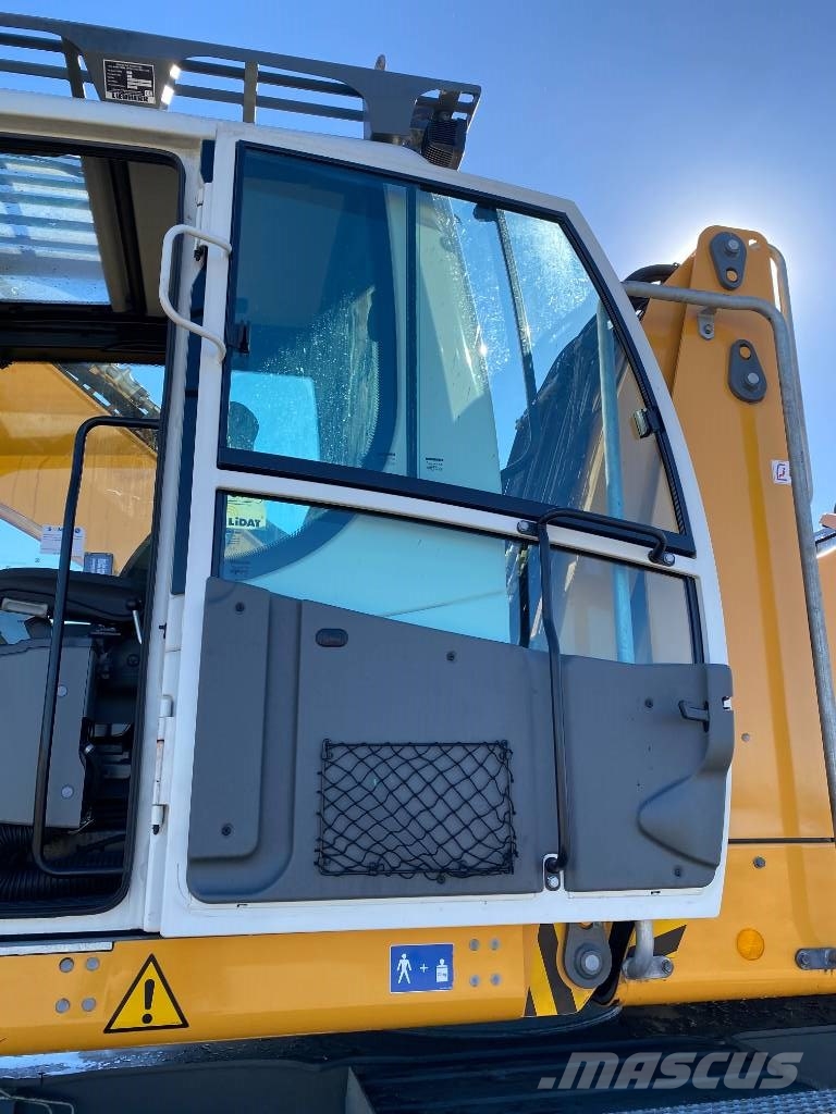 Liebherr LH 26 M Industry-Litronic endommagée Pelle à déchets