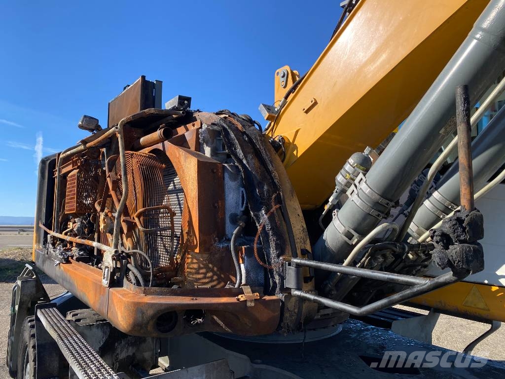 Liebherr LH 26 M Industry-Litronic endommagée Pelle à déchets
