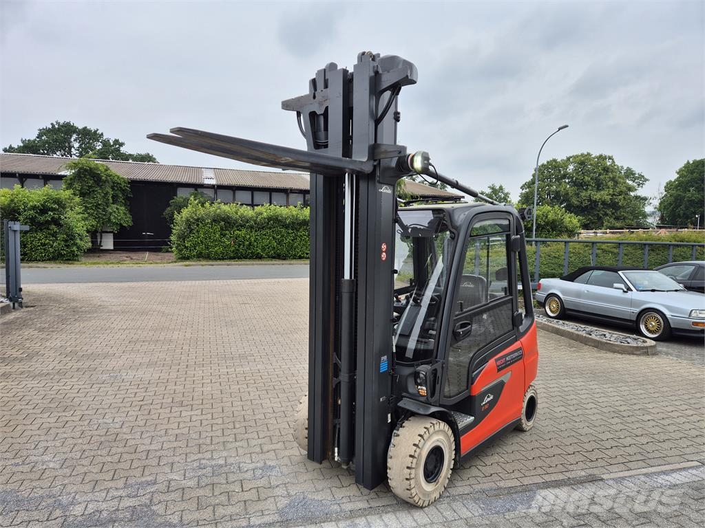 Linde E30 only 208 hours! 전동 지게차