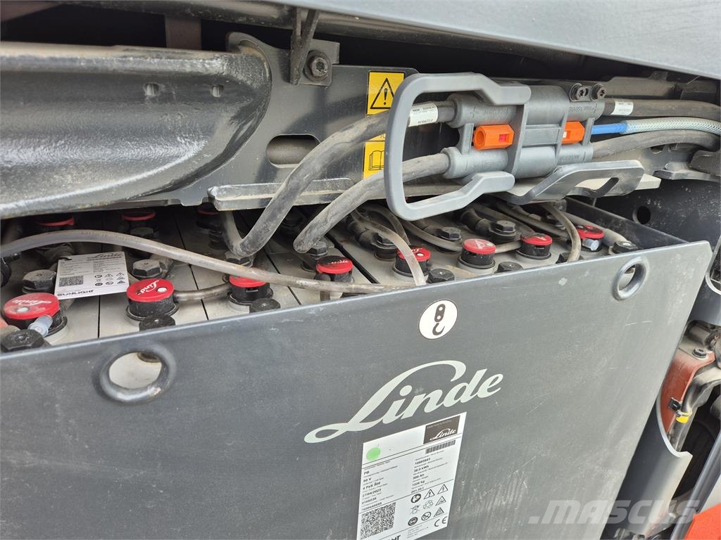 Linde E30 only 208 hours! 전동 지게차