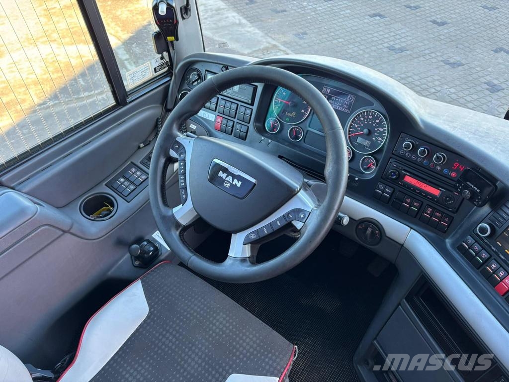 MAN R 08 Lions Coach L 6x2*4 AC / AUXILIARY HEATER / W Putnički autobusi