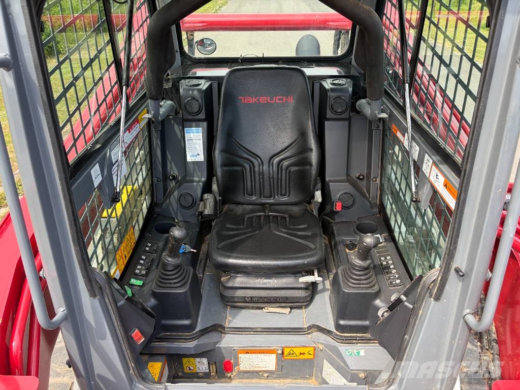 Takeuchi TL 12 V-2 Lánctalpas homlokrakodók