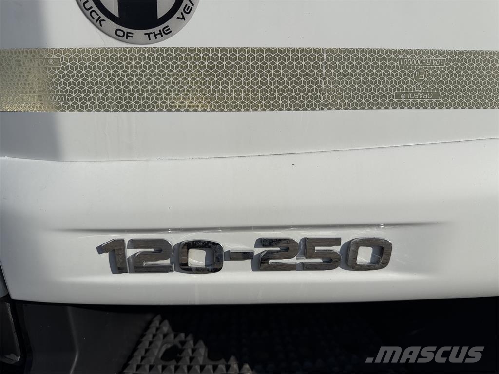Iveco Iný model VIN 705 Nákladní vozidlá na prepravu automobilov