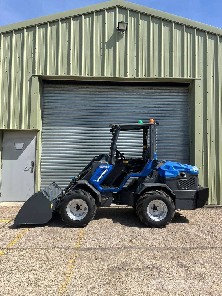 Multione 10.9 Loader Mini homlokrakodók