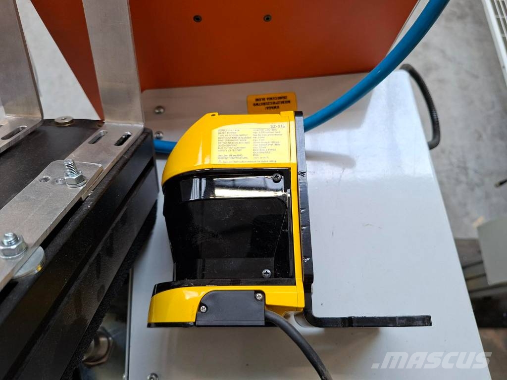 STANOWISKO PALETYZUJĄCE UR DO KARTONÓW MECHANICA M-0107-01 Others