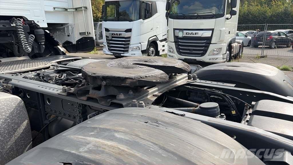 DAF XG+ 530 Camiones chasis