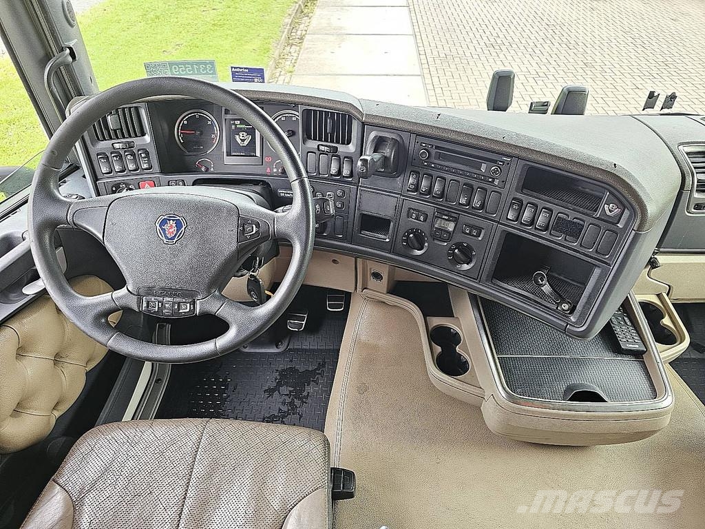 Scania R730 Leder, Vilcēji
