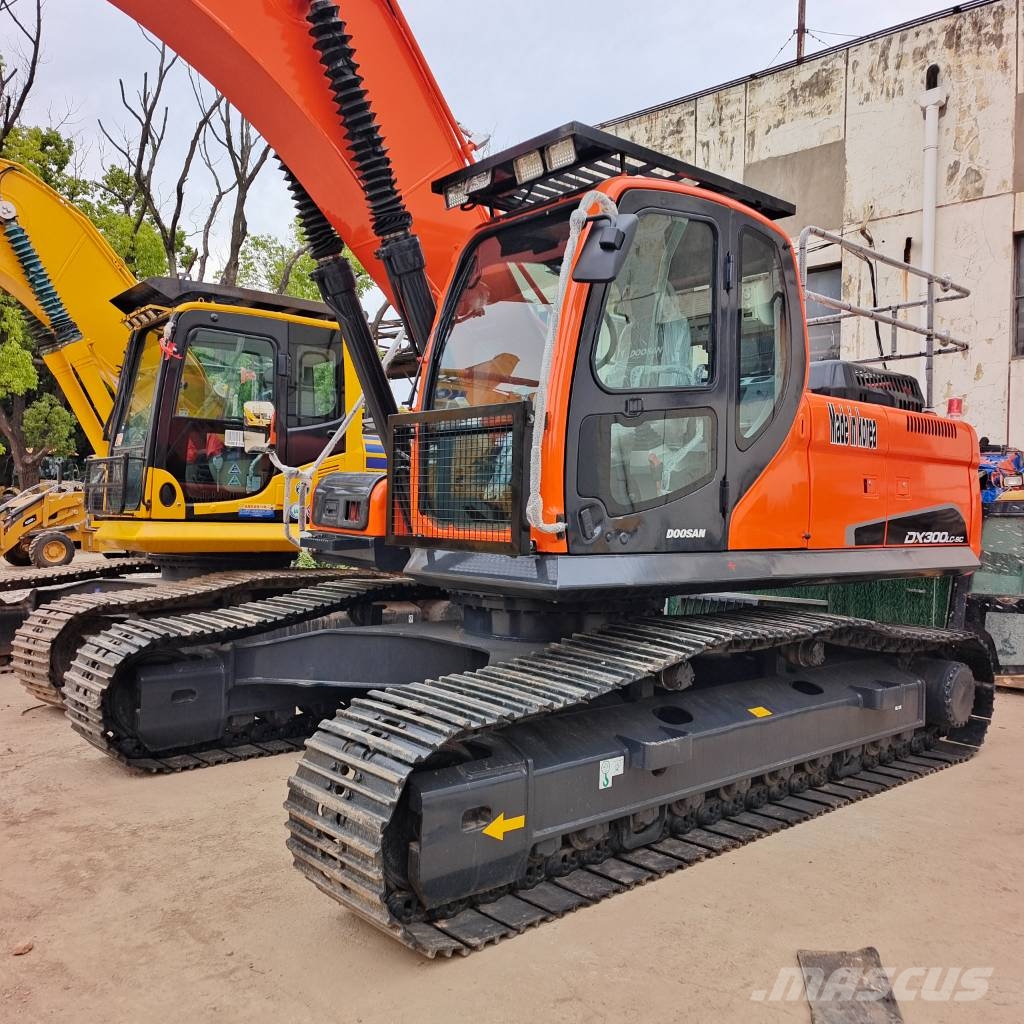 Doosan DX300 28th Anniversary Promotion Price Bageri gusjeničari