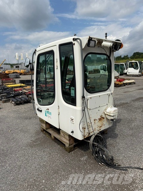 Liebherr R 904 C USED CAB كابينة والداخلية
