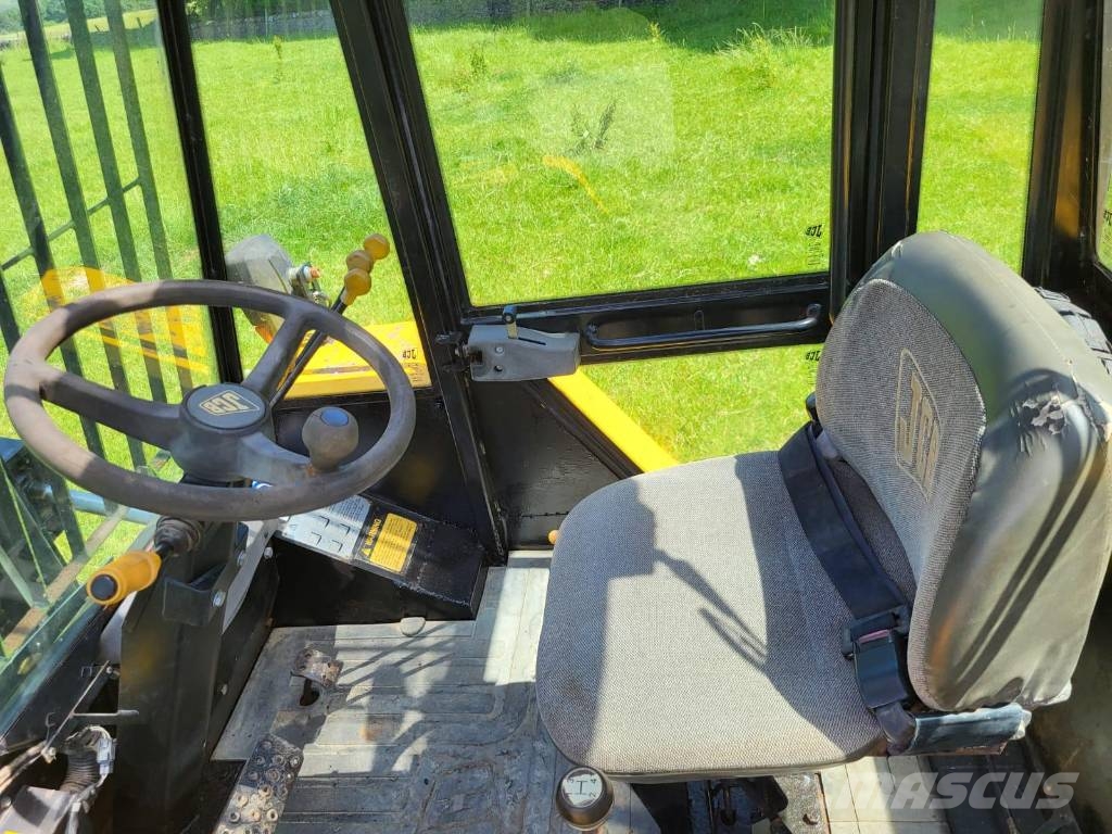 JCB 926 RTFL 험지용 트럭