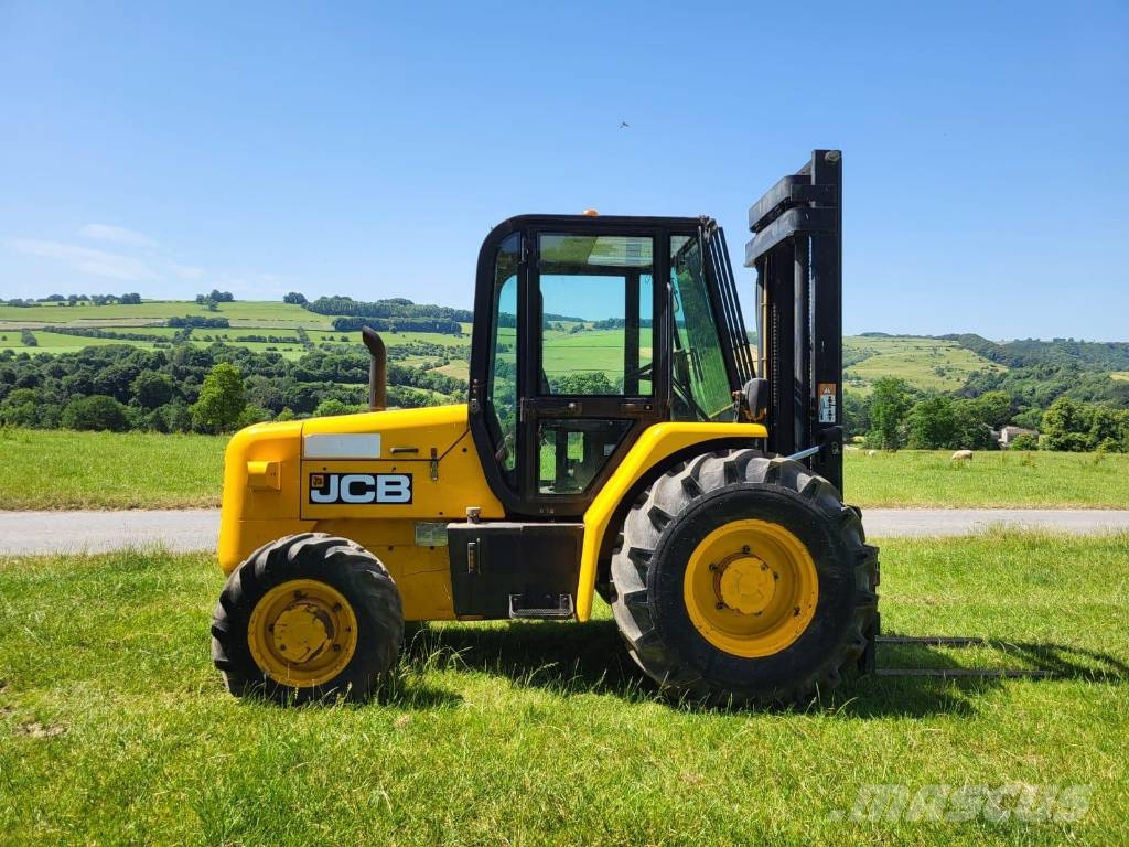 JCB 926 RTFL 험지용 트럭