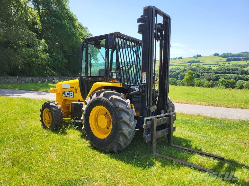 JCB 926 RTFL 험지용 트럭