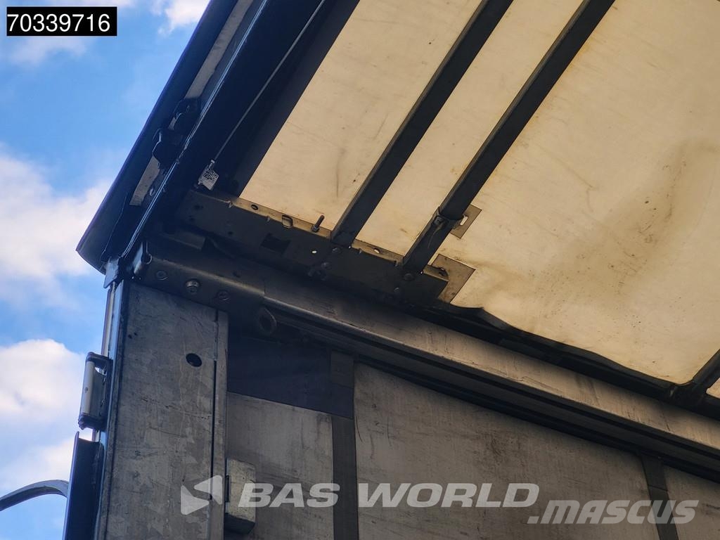 Schmitz Cargobull SCB*S3T 3 axles Sliding Roof Naczepy firanki
